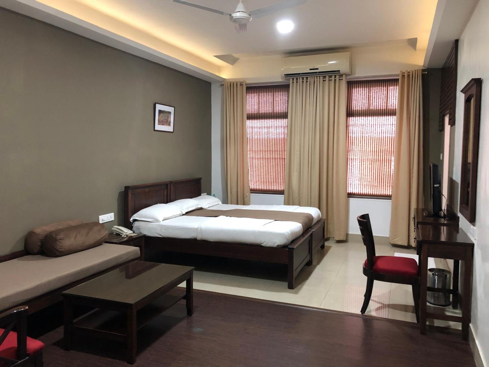 Hotel Ketan Pune Exterior foto